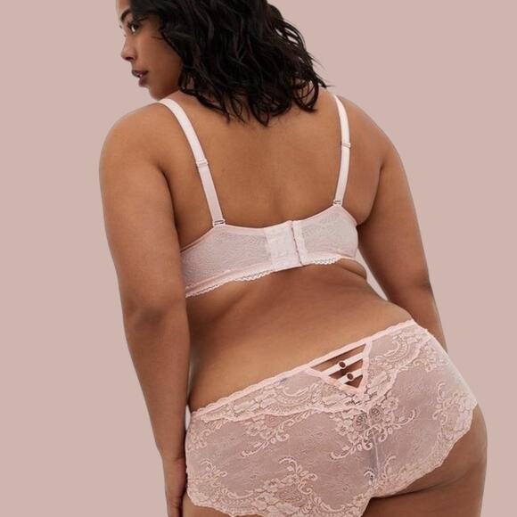 Torrid Curve Unlined Balconette Bra Pink Lotus Lace Underwire Sexy 38 DDD NEW - Picture 13 of 16